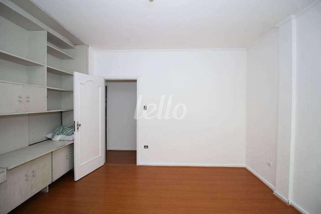 DORMITÓRIO de Apartamento à venda, Padrão com 136 m², 3 quartos e 2 vagas em Vila Mariana - São Paulo