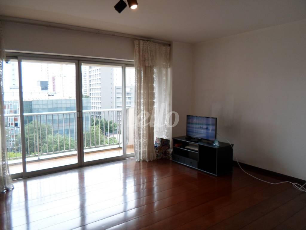 SALA de Apartamento à venda, Padrão com 129 m², 3 quartos e 2 vagas em Perdizes - São Paulo