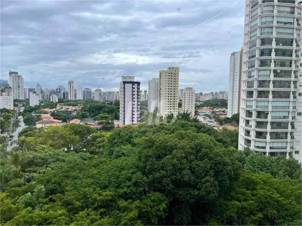 VISTA de Andar para alugar, Padrão com 139 m², e 6 vagas em Brooklin Paulista - São Paulo