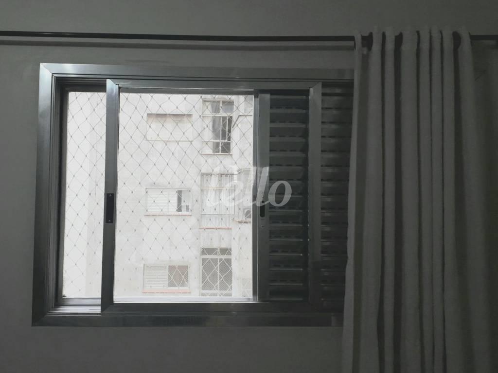DORMITÓRIO de Apartamento à venda, Padrão com 72 m², 2 quartos e em Bela Vista - São Paulo