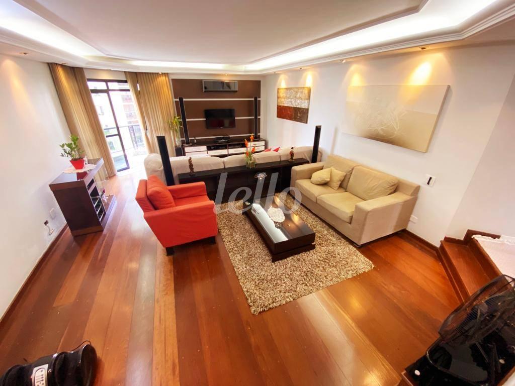 SALA de Apartamento à venda, Padrão com 201 m², 3 quartos e 4 vagas em Vila Gomes Cardim - São Paulo