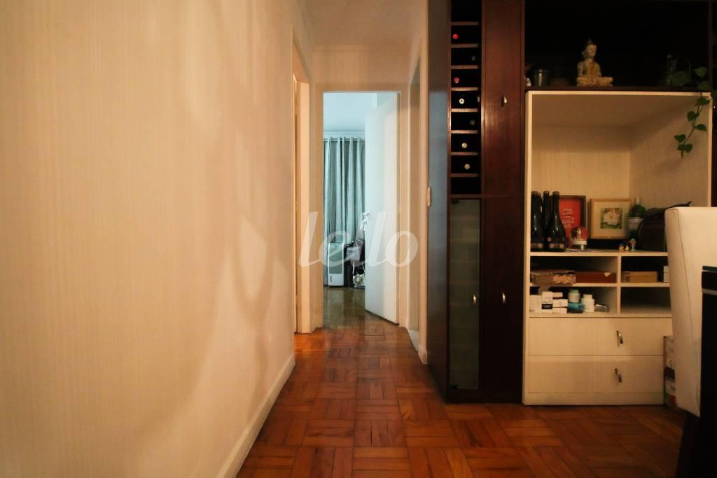 CORREDOR de Apartamento à venda, Padrão com 68 m², 2 quartos e 1 vaga em Vila Cordeiro - São Paulo