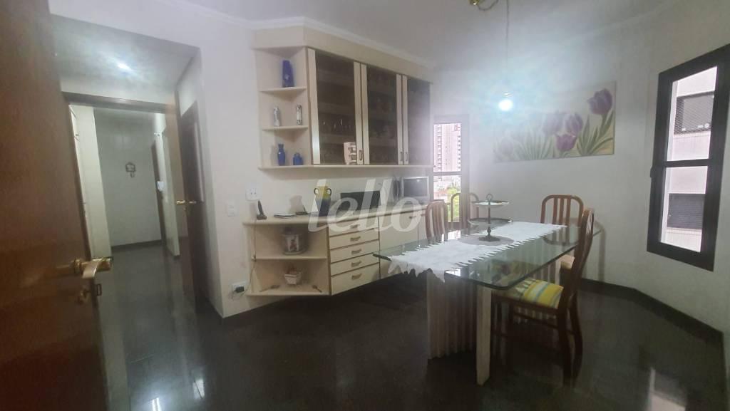 COPA de Apartamento à venda, Padrão com 230 m², 3 quartos e 3 vagas em Vila Regente Feijó - São Paulo