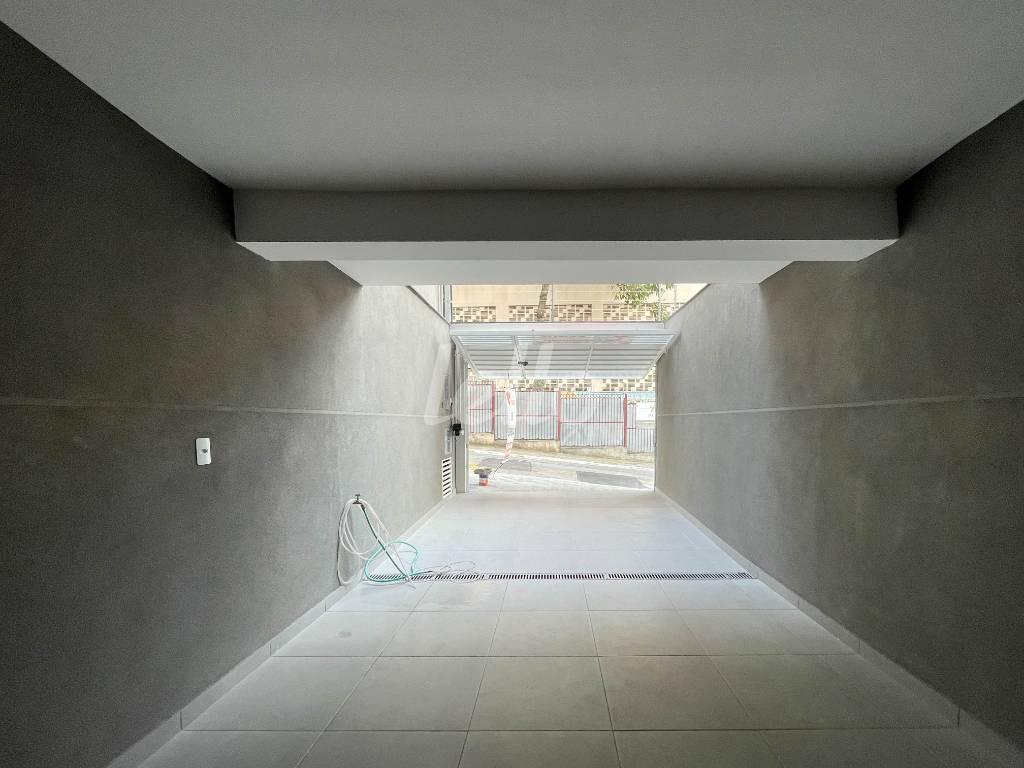 GARAGEM de Casa à venda, sobrado com 126 m², 3 quartos e 2 vagas em Lauzane Paulista - São Paulo