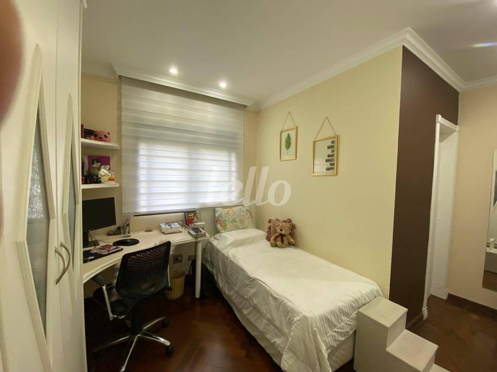 QUARTO SUITE de Apartamento à venda, Padrão com 137 m², 3 quartos e 3 vagas em Jardim Anália Franco - São Paulo