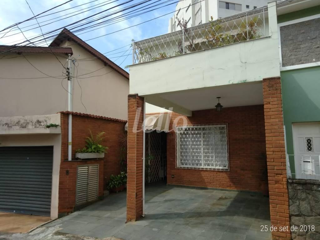 GARAGEM de Casa à venda, sobrado com 143 m², 3 quartos e 2 vagas em Água Fria - São Paulo