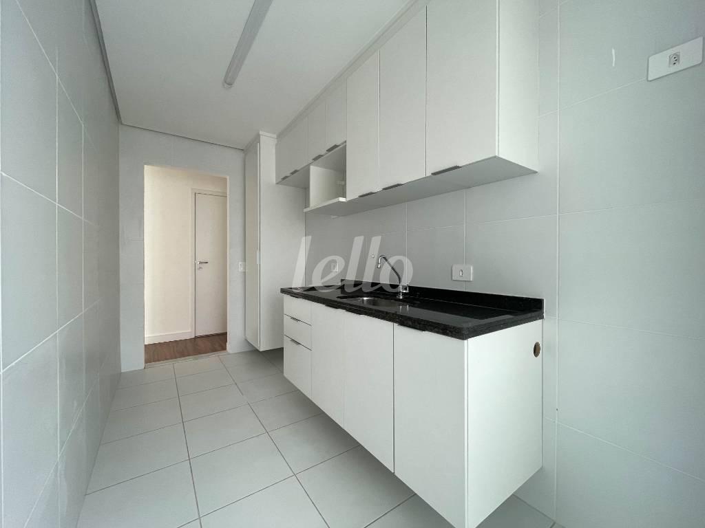 COZINHA de Apartamento à venda, Padrão com 55 m², 2 quartos e 1 vaga em Santa Teresinha - São Paulo