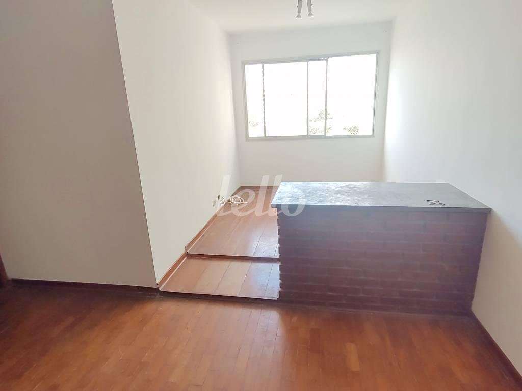 SALA de Apartamento à venda, Padrão com 55 m², 2 quartos e 1 vaga em Vila Pompeia - São Paulo