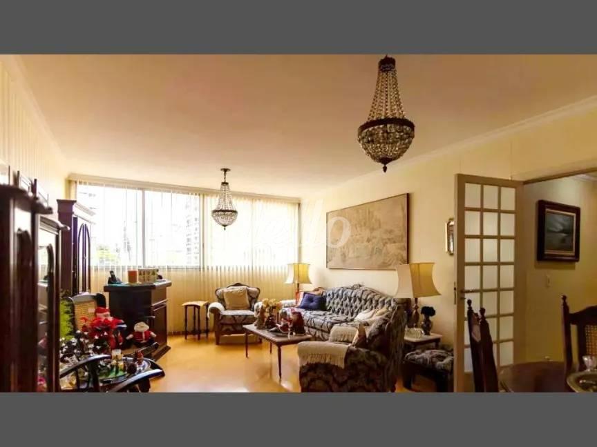 SALA de Apartamento à venda, Padrão com 116 m², 3 quartos e 1 vaga em Indianópolis - São Paulo