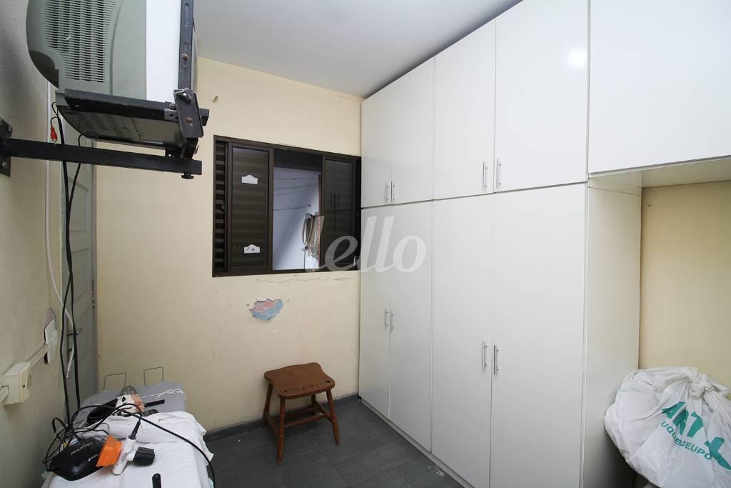 DORMITÓRIO DE SERVIÇO de Casa para alugar, sobrado com 260 m², 3 quartos e 3 vagas em Campo Belo - São Paulo