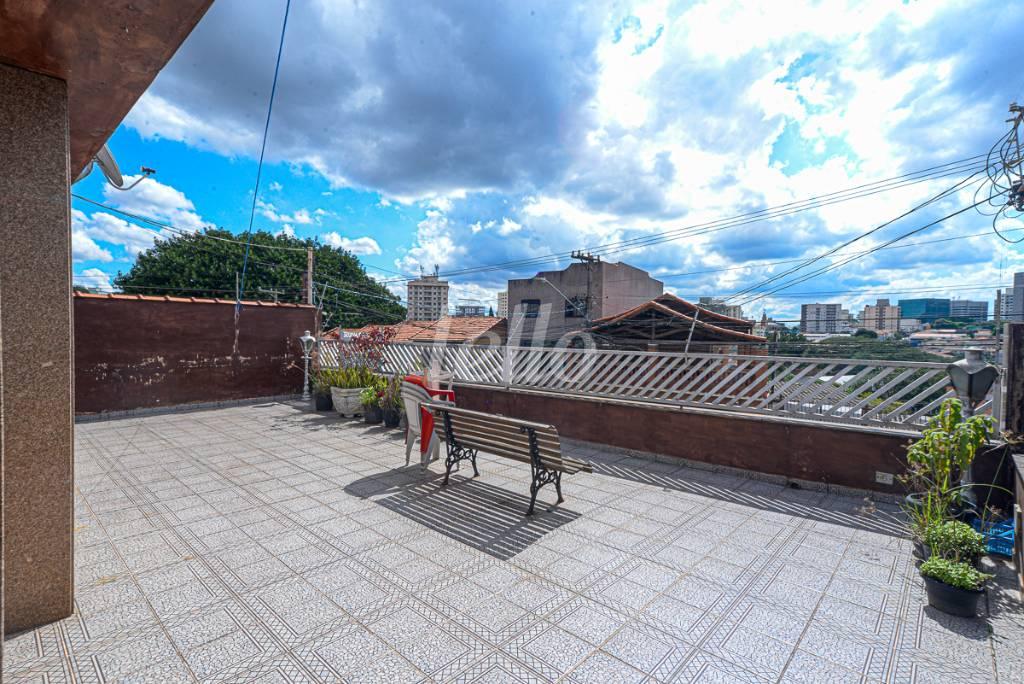 VARANDA de Casa à venda, sobrado com 340 m², 3 quartos e 5 vagas em Vila Guarani - São Paulo