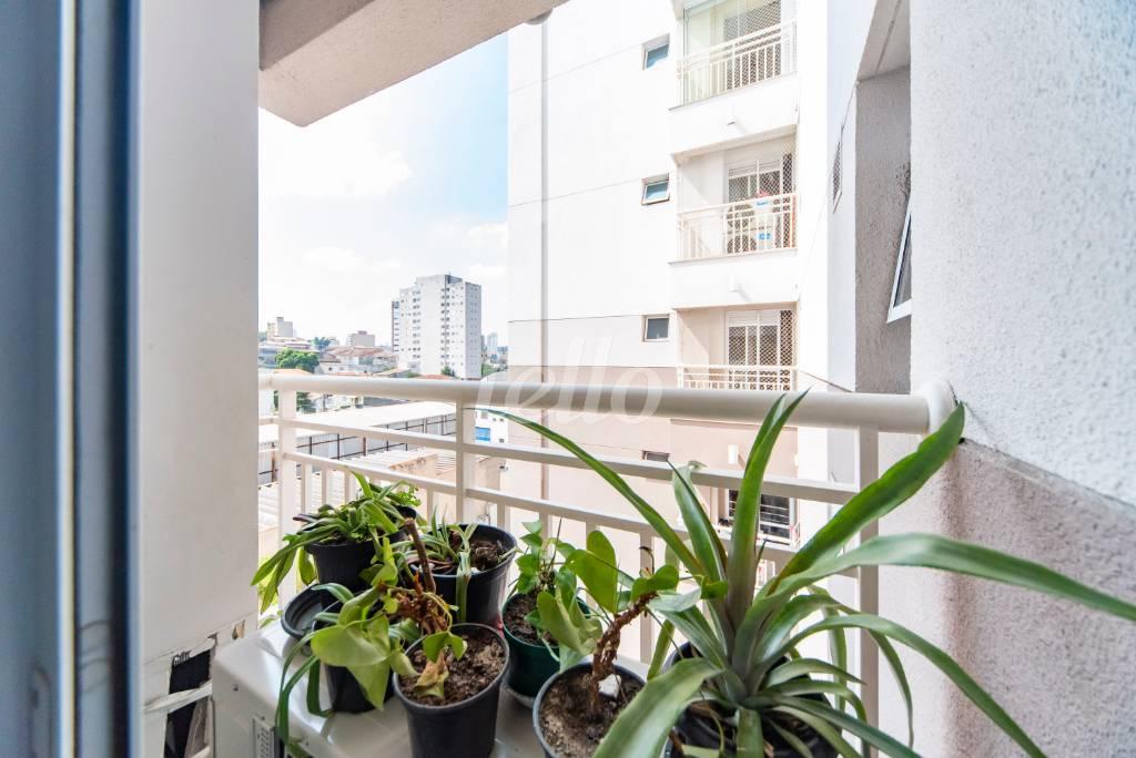 VARANDA DE SERVIÇO de Apartamento à venda, Padrão com 101 m², 3 quartos e 2 vagas em Quinta da Paineira - São Paulo