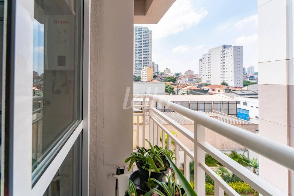 VARANDA DE SERVIÇO de Apartamento à venda, Padrão com 101 m², 3 quartos e 2 vagas em Quinta da Paineira - São Paulo