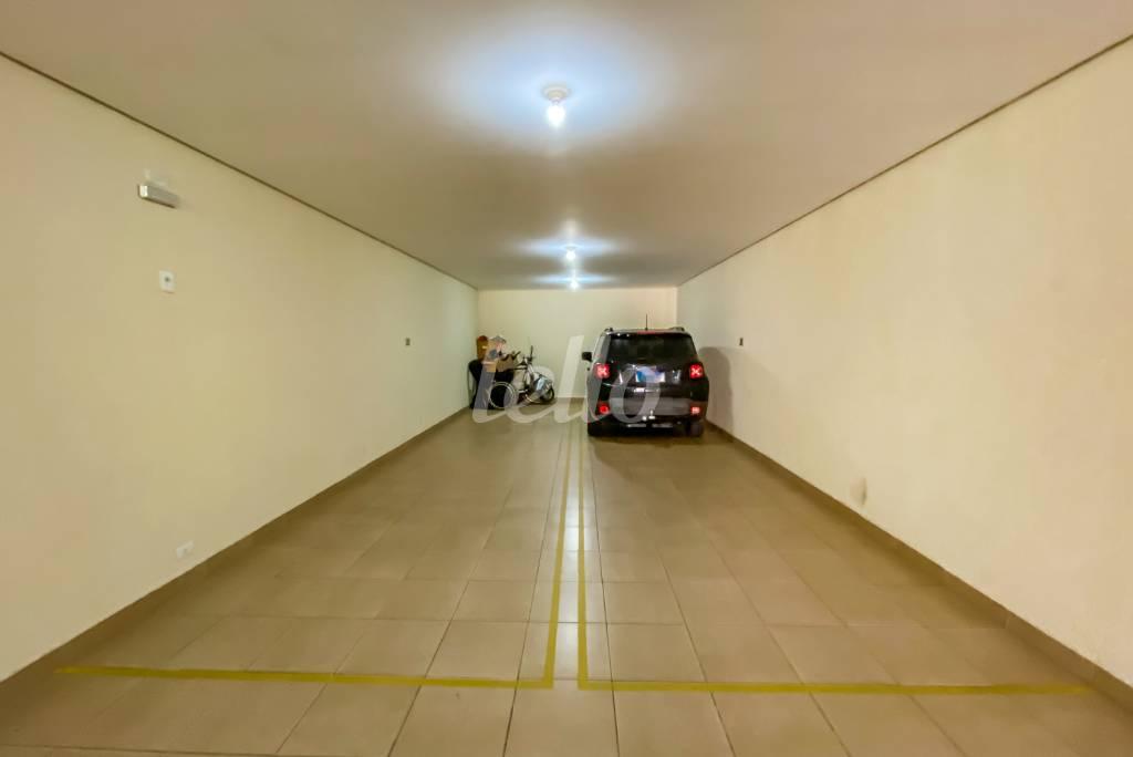 GARAGEM de Apartamento à venda, cobertura - Padrão com 140 m², 2 quartos e 2 vagas em Vila Valparaíso - Santo André