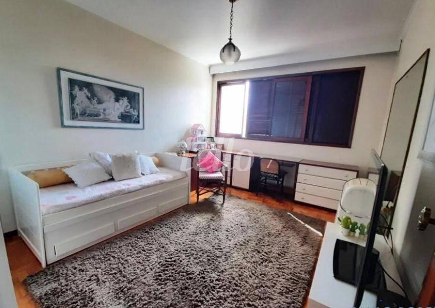 DORMITÓRIO de Apartamento à venda, Padrão com 200 m², 3 quartos e 2 vagas em Santo Antônio - São Caetano do Sul