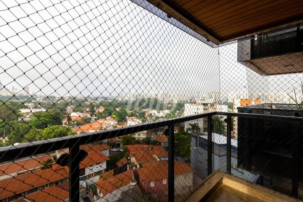 SACADA de Apartamento à venda, Duplex com 300 m², 4 quartos e 4 vagas em Bela Aliança - São Paulo