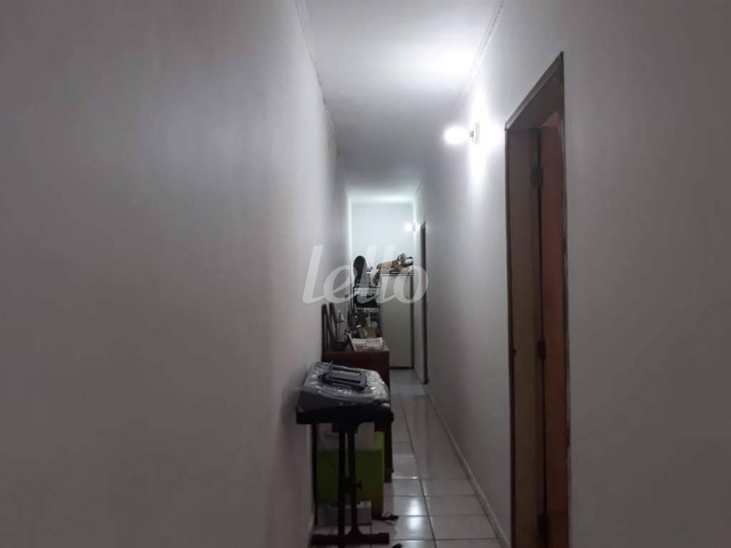 CORREDOR DE ACESSO de Casa à venda, sobrado com 215 m², 6 quartos e 5 vagas em Vila Dom Pedro Ii - São Paulo