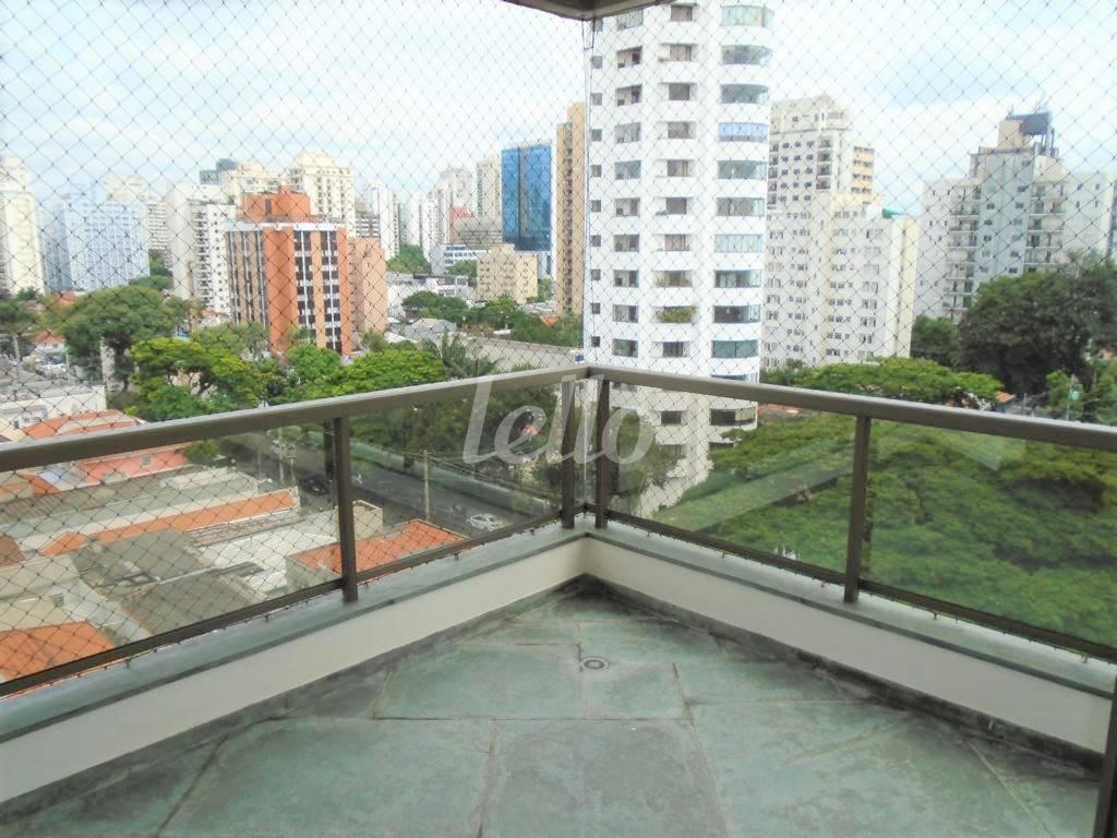 VARANDA de Apartamento à venda, Padrão com 173 m², 4 quartos e 3 vagas em Campo Belo - São Paulo