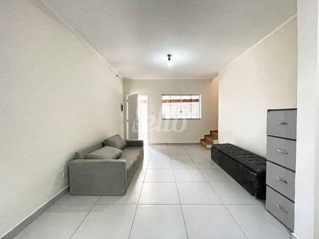 SALA de Casa à venda, sobrado com 150 m², 3 quartos e 2 vagas em Vila Mazzei - São Paulo