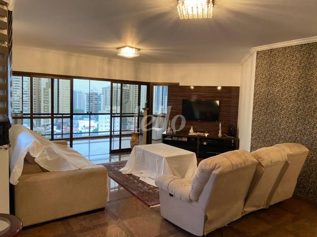 SALA de Apartamento à venda, Padrão com 195 m², 4 quartos e 3 vagas em Vila Santo Estevão - São Paulo