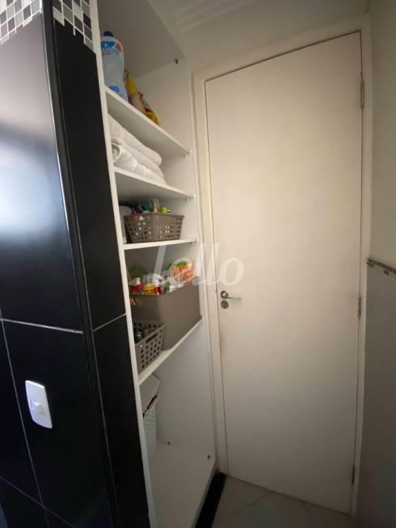 BANHEIRO de Apartamento à venda, Padrão com 51 m², 1 quarto e 1 vaga em Vila Bela - São Paulo