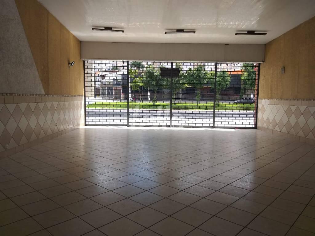 LOJA de Loja à venda, Padrão com 183 m², e 17 vagas em Jardim Independência - São Paulo