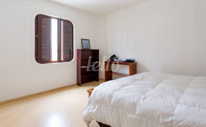 DORMITÓRIO de Apartamento à venda, Padrão com 92 m², 3 quartos e 1 vaga em Jardim Paulista - São Paulo