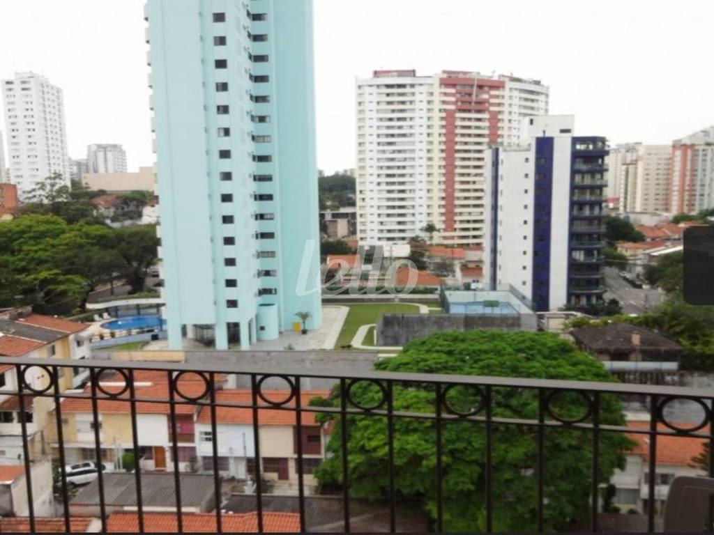 VISTA de Apartamento à venda, Padrão com 70 m², 3 quartos e 1 vaga em Vila Clementino - São Paulo