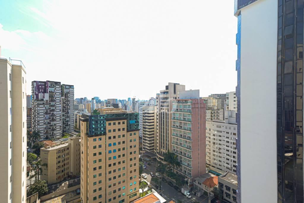 VISTO de Apartamento à venda, Padrão com 220 m², 3 quartos e 3 vagas em Vila Uberabinha - São Paulo