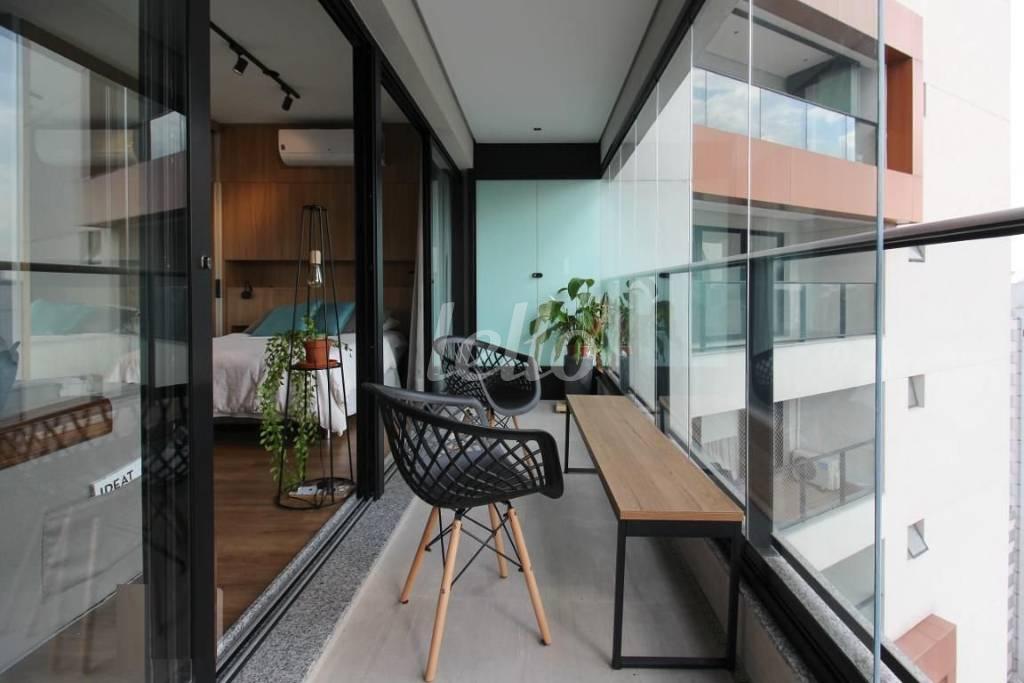 VARANDA de Apartamento para alugar, Studio com 40 m², 1 quarto e 1 vaga em Itaim Bibi - São Paulo