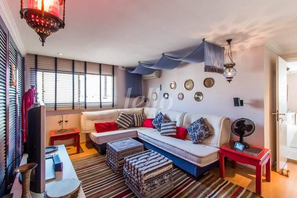 SALA DE TV de Apartamento à venda, cobertura - Padrão com 274 m², 5 quartos e 3 vagas em Brooklin Paulista - São Paulo