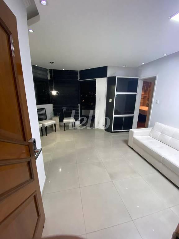 SALA DOIS AMBIENTES de Apartamento à venda, Padrão com 68 m², 2 quartos e 2 vagas em Vila Bela - São Paulo