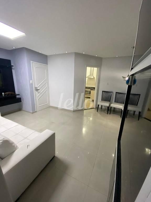 SALA DOIS AMBIENTES de Apartamento à venda, Padrão com 68 m², 2 quartos e 2 vagas em Vila Bela - São Paulo