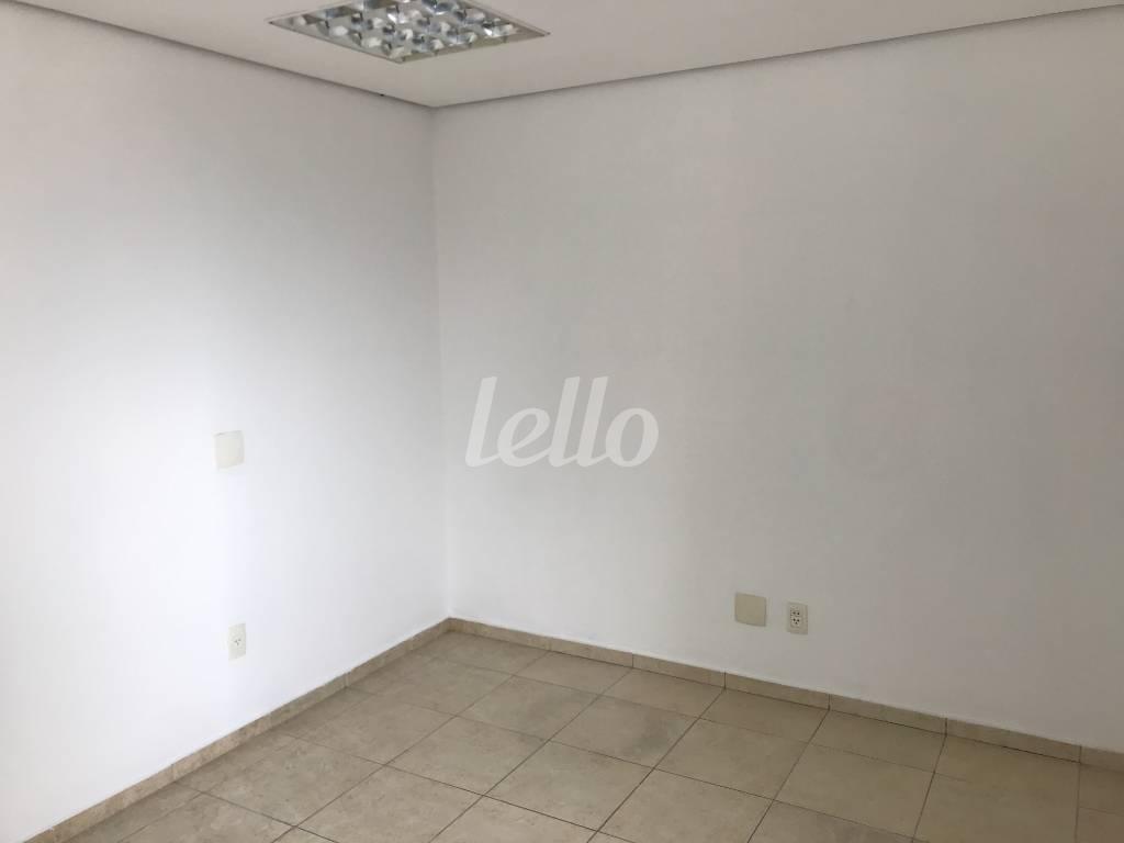 SALA 01 de Sala / Conjunto para alugar, Padrão com 33 m², e 1 vaga em Vila Pompeia - São Paulo