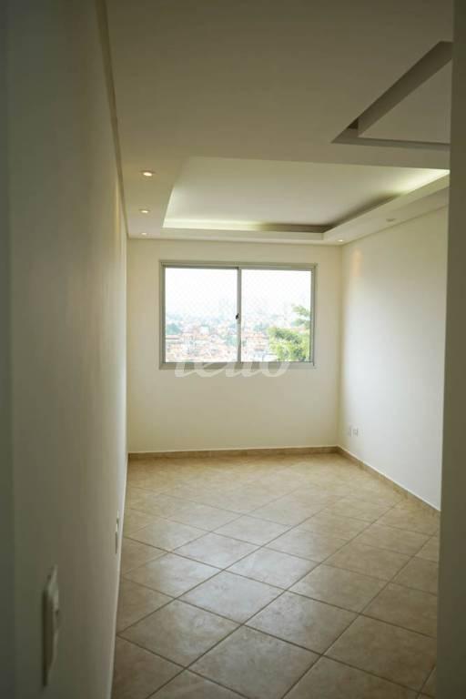 SALA DOIS AMBIENTES de Apartamento à venda, Padrão com 60 m², 3 quartos e 1 vaga em Vila Basileia - São Paulo