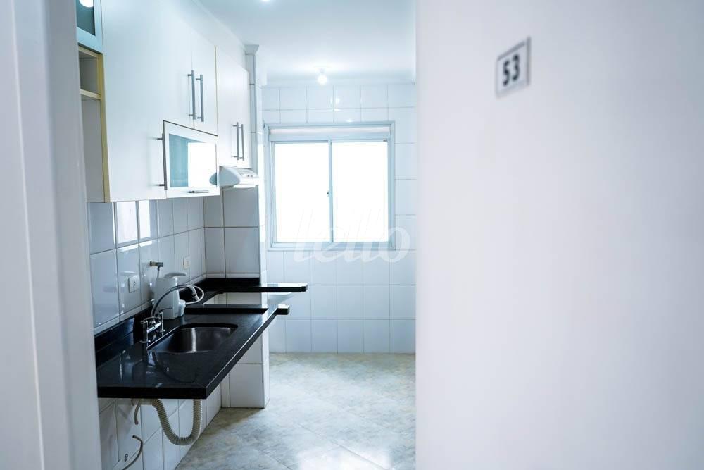 COZINHA de Apartamento à venda, Padrão com 60 m², 3 quartos e 1 vaga em Vila Basileia - São Paulo