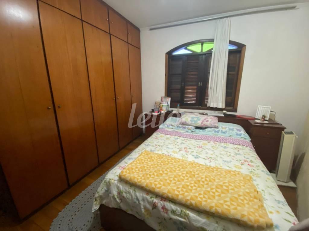 BANHEIRO de Casa à venda, sobrado com 170 m², 4 quartos e 2 vagas em Jardim Santa Mena - Guarulhos