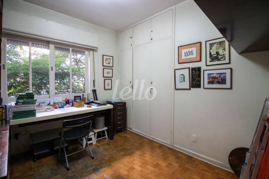 DORMITORIO de Apartamento à venda, Padrão com 134 m², 3 quartos e 1 vaga em Pinheiros - São Paulo