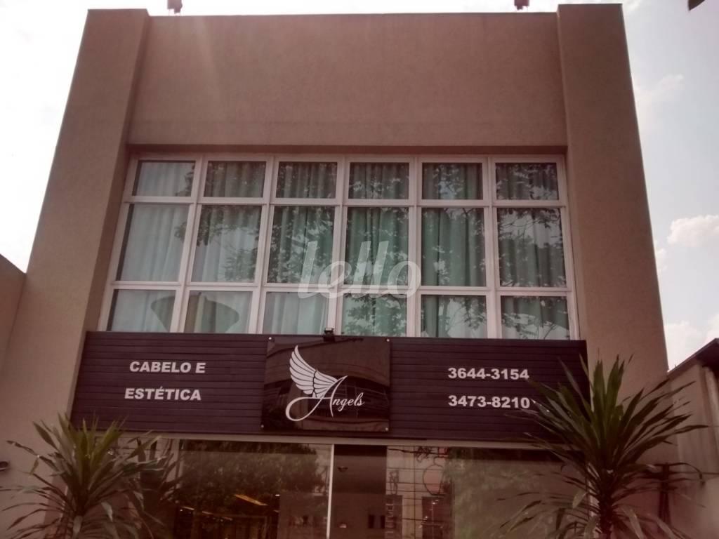 FACHADA de Prédio Comercial para alugar, Monousuário com 300 m², e 2 vagas em Vila Leopoldina - São Paulo