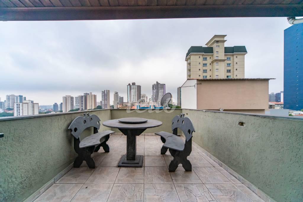 COBERTURA E CHURRASQUEIRA de Apartamento à venda, cobertura - Padrão com 166 m², 4 quartos e 2 vagas em Jardim - Santo André
