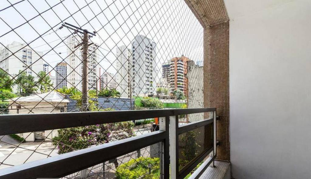 SACADA de Apartamento à venda, Padrão com 130 m², 3 quartos e 1 vaga em Itaim Bibi - São Paulo