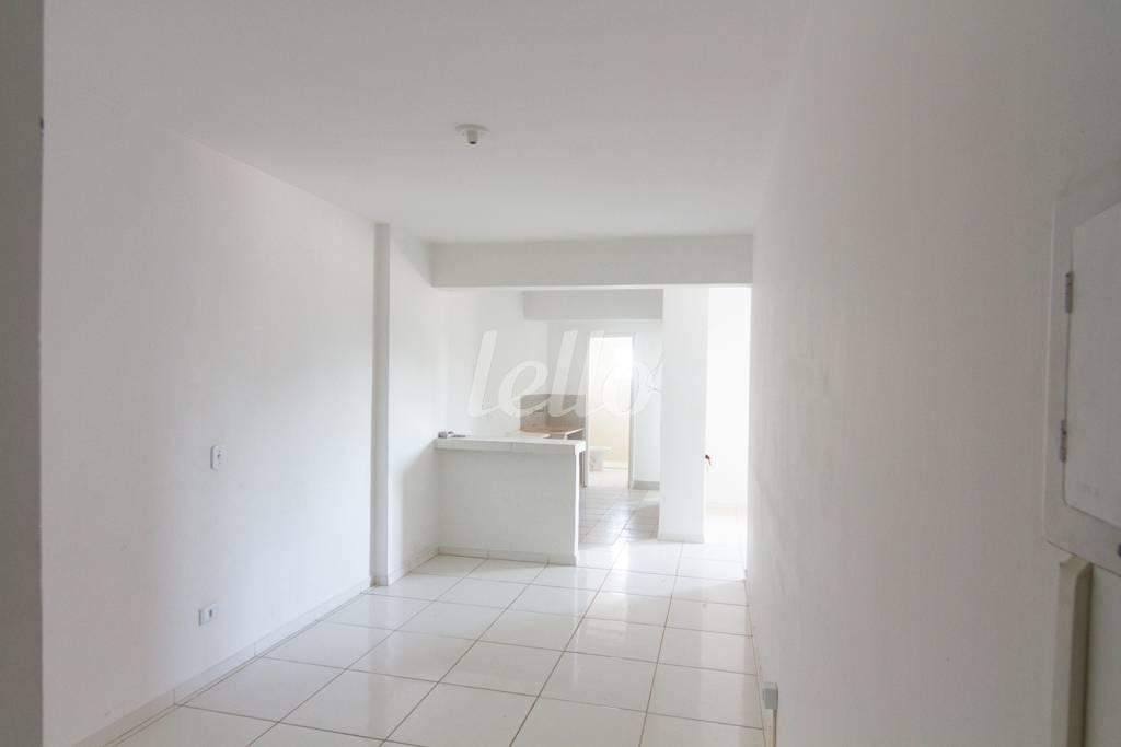 SALA de Apartamento para alugar, Padrão com 65 m², 2 quartos e em Vila do Encontro - São Paulo