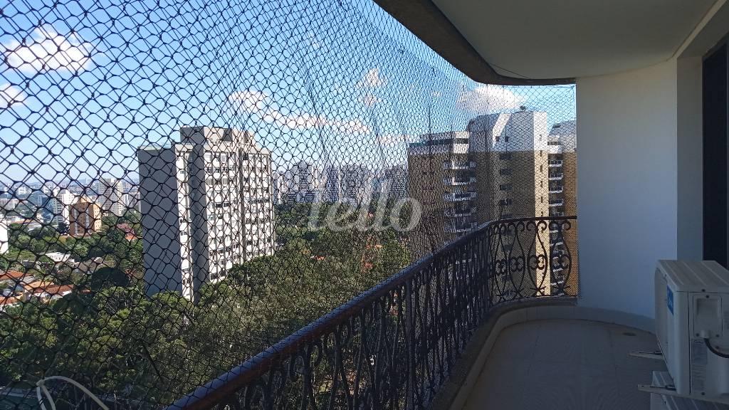 SACADA SUÍTE 2 de Apartamento para alugar, Padrão com 329 m², 4 quartos e 3 vagas em Santo Amaro - São Paulo