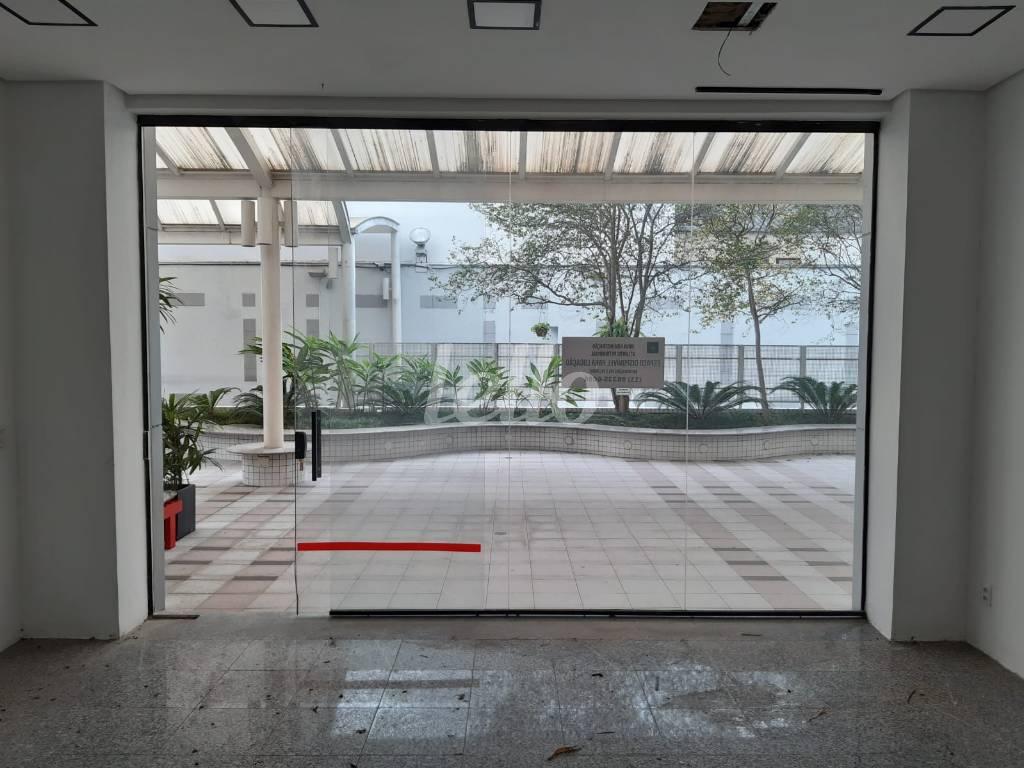 SALA de Loja para alugar, Galeria com 33 m², e em Pinheiros - São Paulo