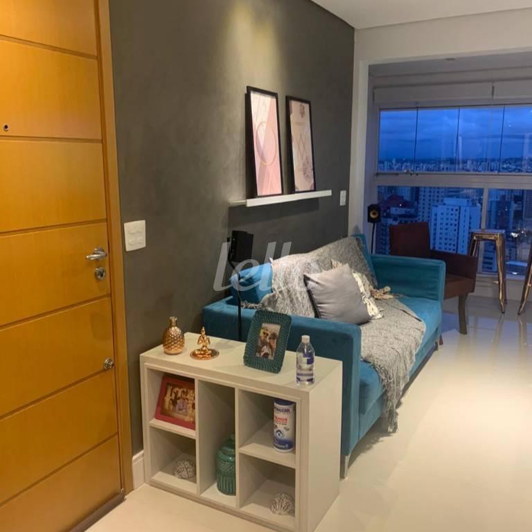 SALA de Apartamento à venda, cobertura - Padrão com 136 m², 3 quartos e 3 vagas em Vila Gilda - Santo André