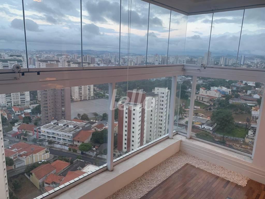 VISTA DO QUARTO CASAL de Apartamento à venda, cobertura - Padrão com 136 m², 3 quartos e 3 vagas em Vila Gilda - Santo André