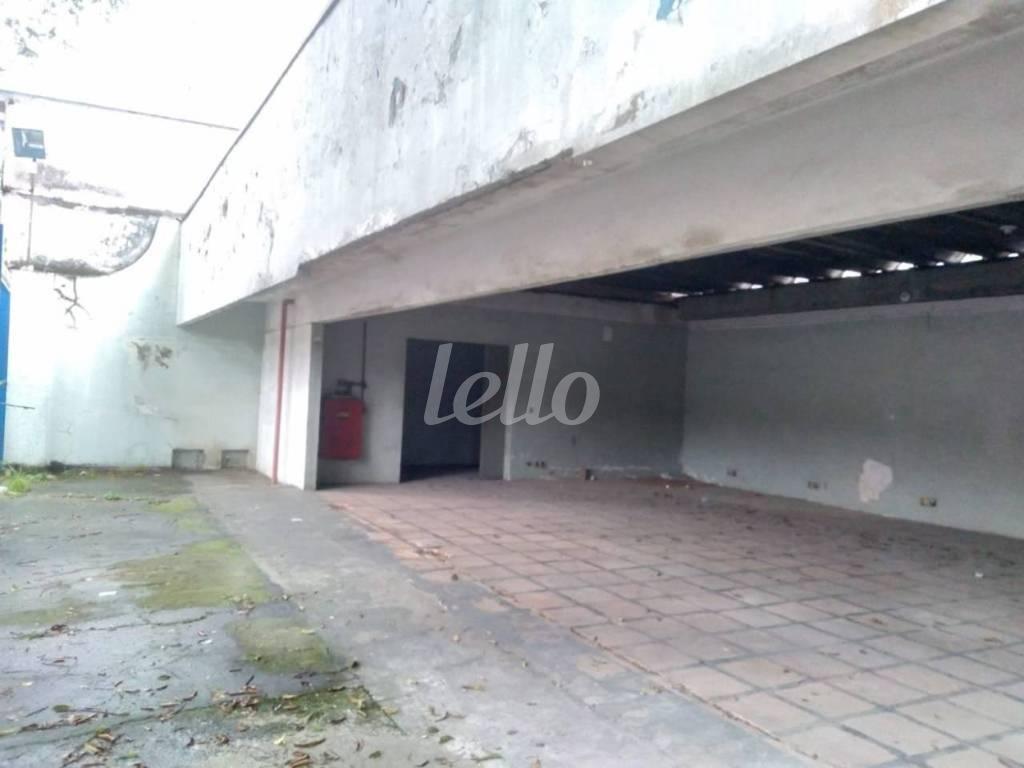 FACHADA de Salão para alugar, Padrão com 227 m², e 4 vagas em Rudge Ramos - São Bernardo do Campo