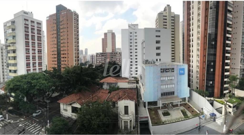 VISTA de Apartamento à venda, Padrão com 188 m², 4 quartos e 2 vagas em Vila Mariana - São Paulo