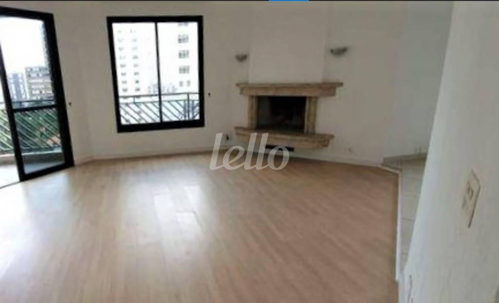 SALA de Apartamento à venda, Padrão com 188 m², 4 quartos e 2 vagas em Vila Mariana - São Paulo