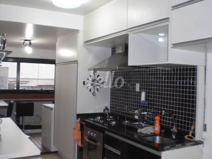 COZINHA de Apartamento à venda, Padrão com 70 m², 1 quarto e 1 vaga em Vila Regente Feijó - São Paulo